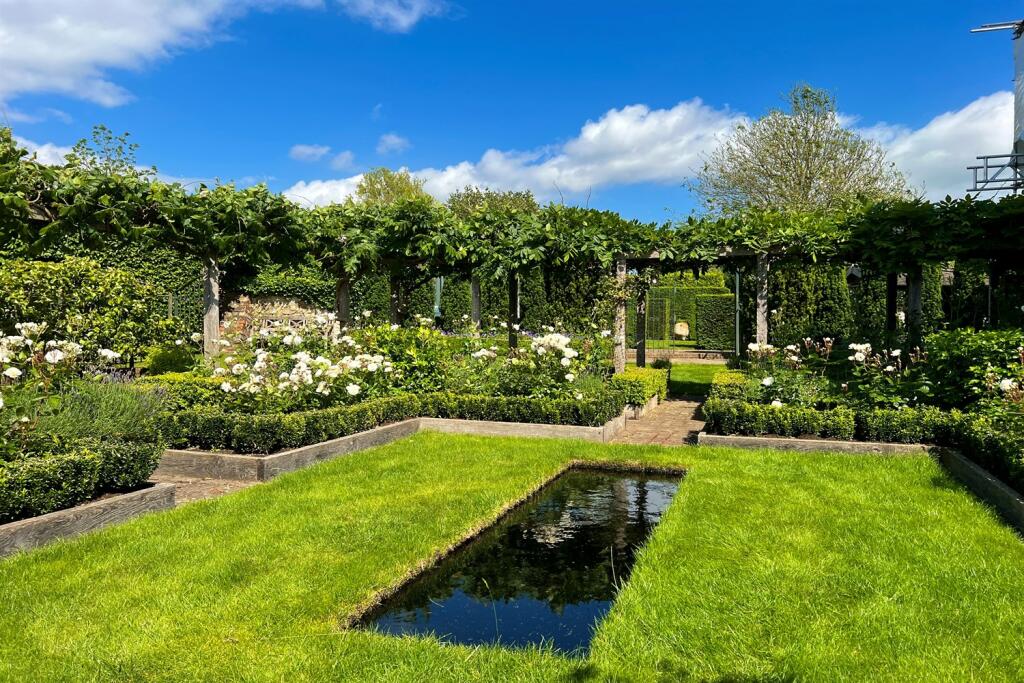 Additional image 24 of High Street, Amberley, West Sussex, BN18