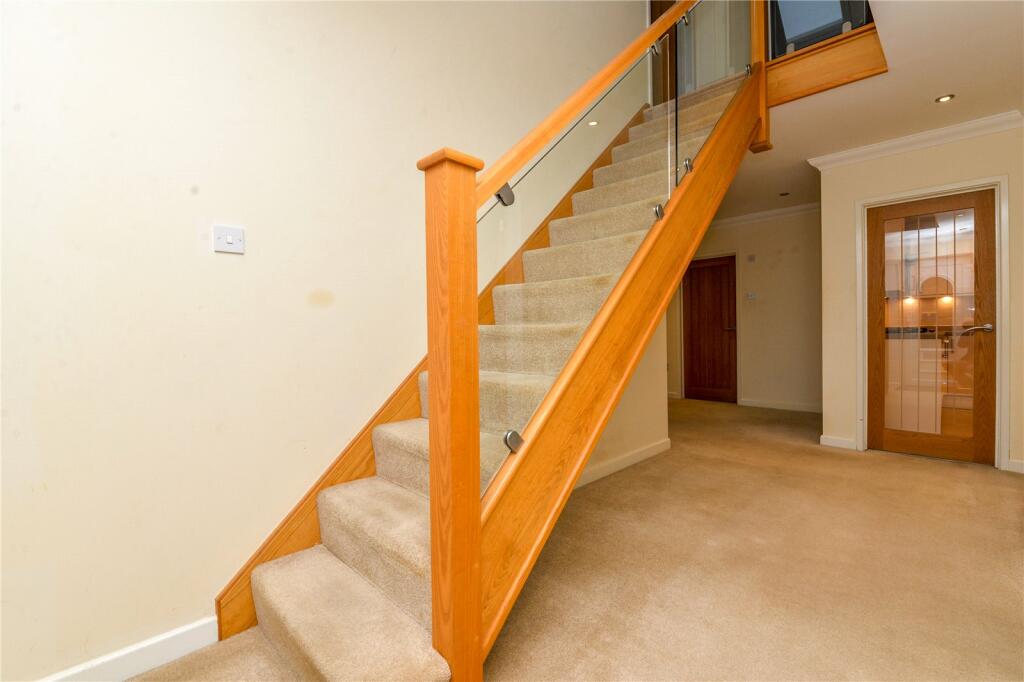 Additional image 5 of Barton Croft, Barton on Sea, New Milton, Hampshire, BH25