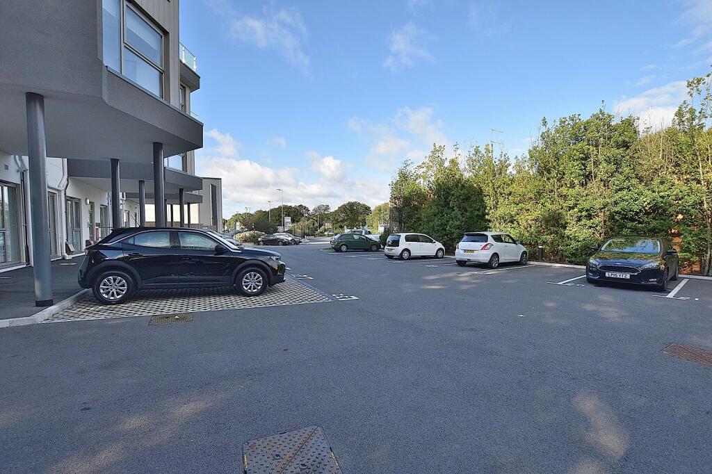 Additional image 11 of 153 Somerford Road, Christchurch, Dorset. BH23 3FN