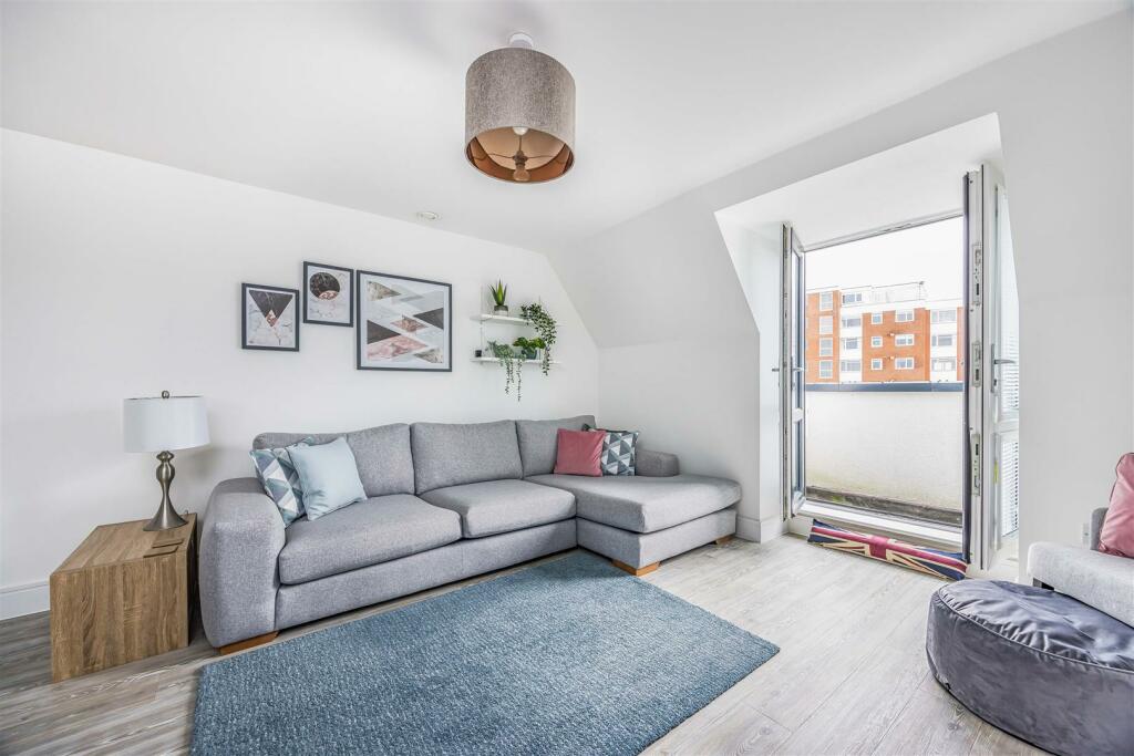 Additional image 5 of West Cliff Road, Bournemouth