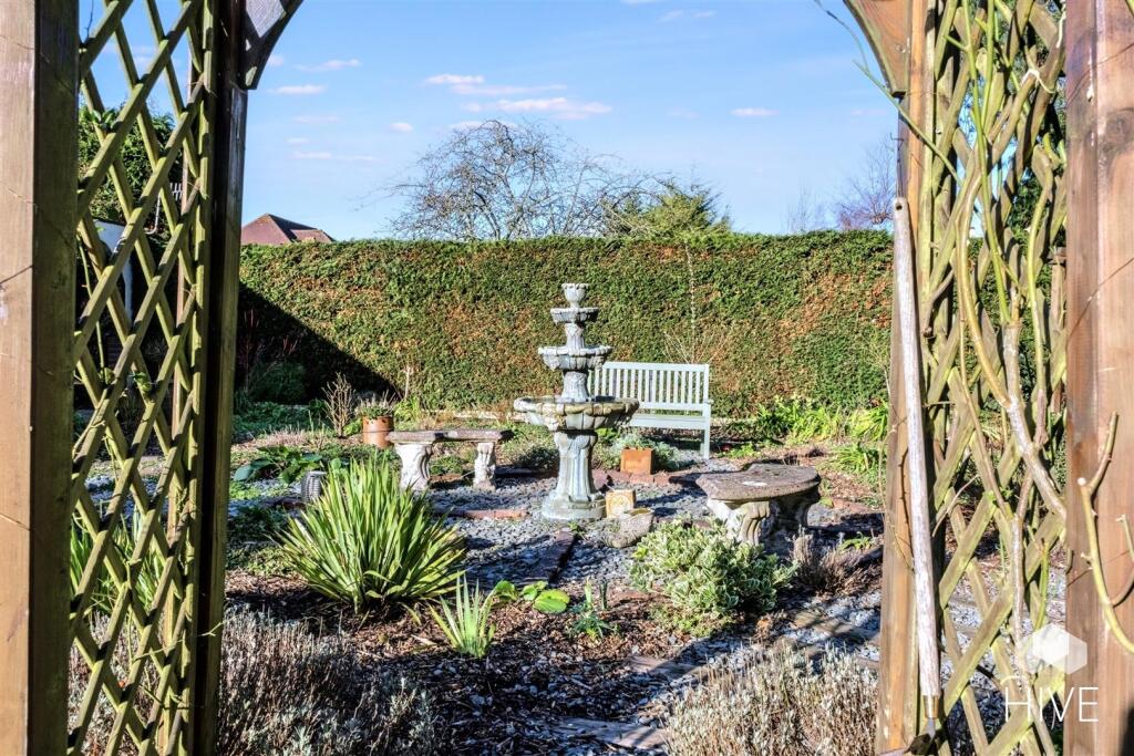 Additional image 36 of Lone Pine Drive, West Parley