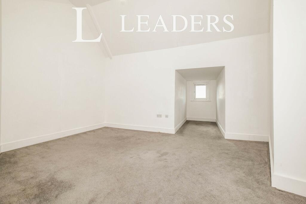 Additional image 5 of Warwick Mansions, Brighton Road