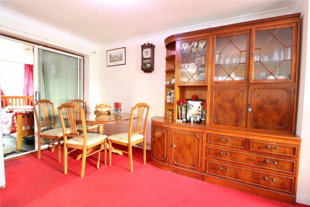 Additional image 4 of Willowdene Close, New Milton, Hampshire, BH25