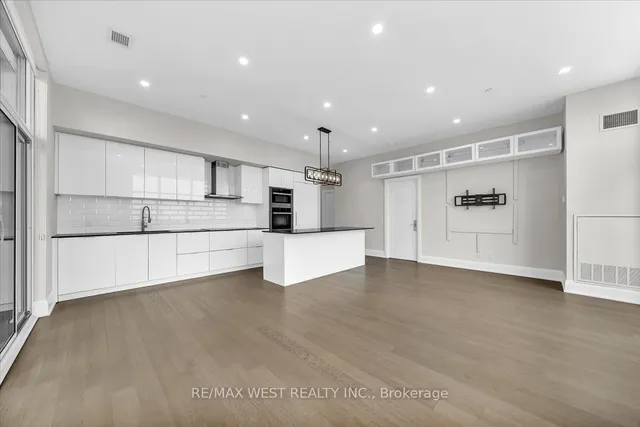 Additional image 5 of 56 Annie Craig Dr Unit UPH05