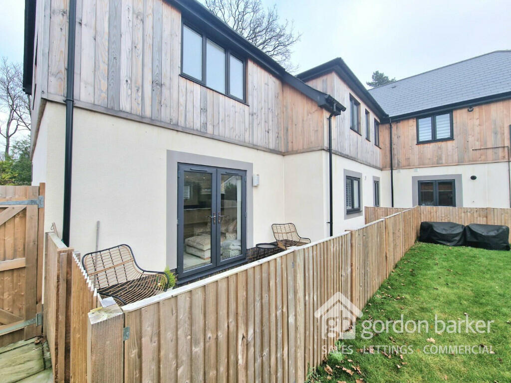 Additional image 17 of Wimborne Road East, Ferndown, Dorset, BH22