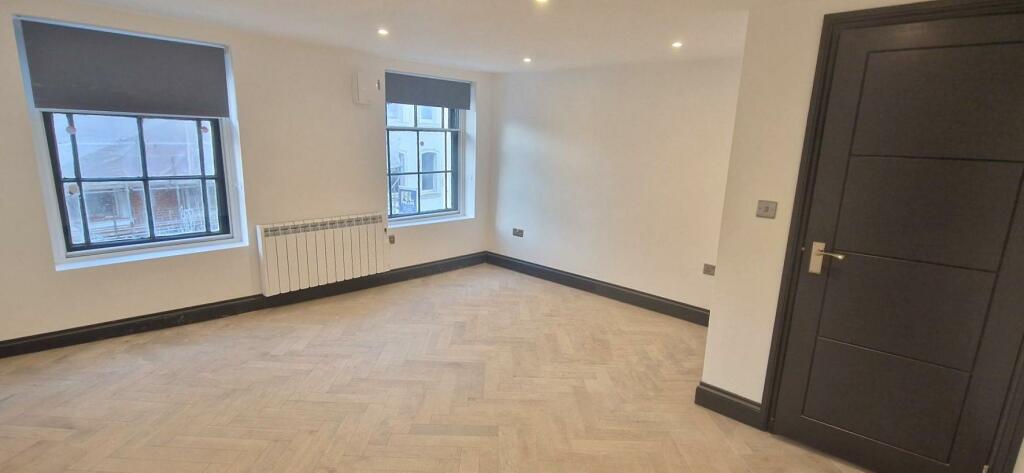 Additional image 2 of Montague Street, Worthing Central, Worthing