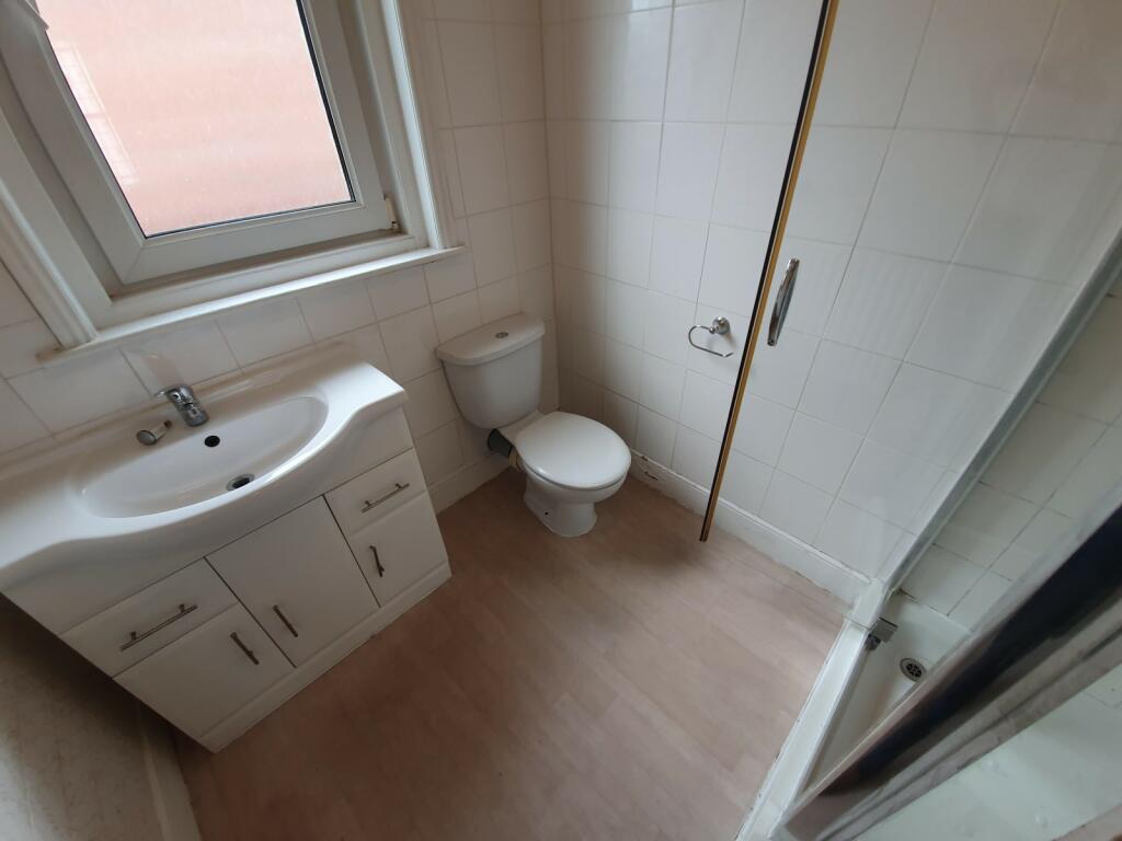 Additional image 12 of 6 bedroom Detached House in Charminster