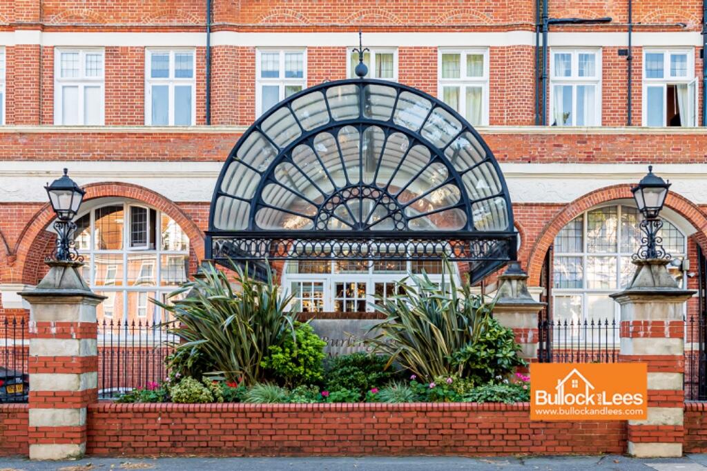 Additional image 16 of Burlington Mansion, Boscombe Spa, stunning flat