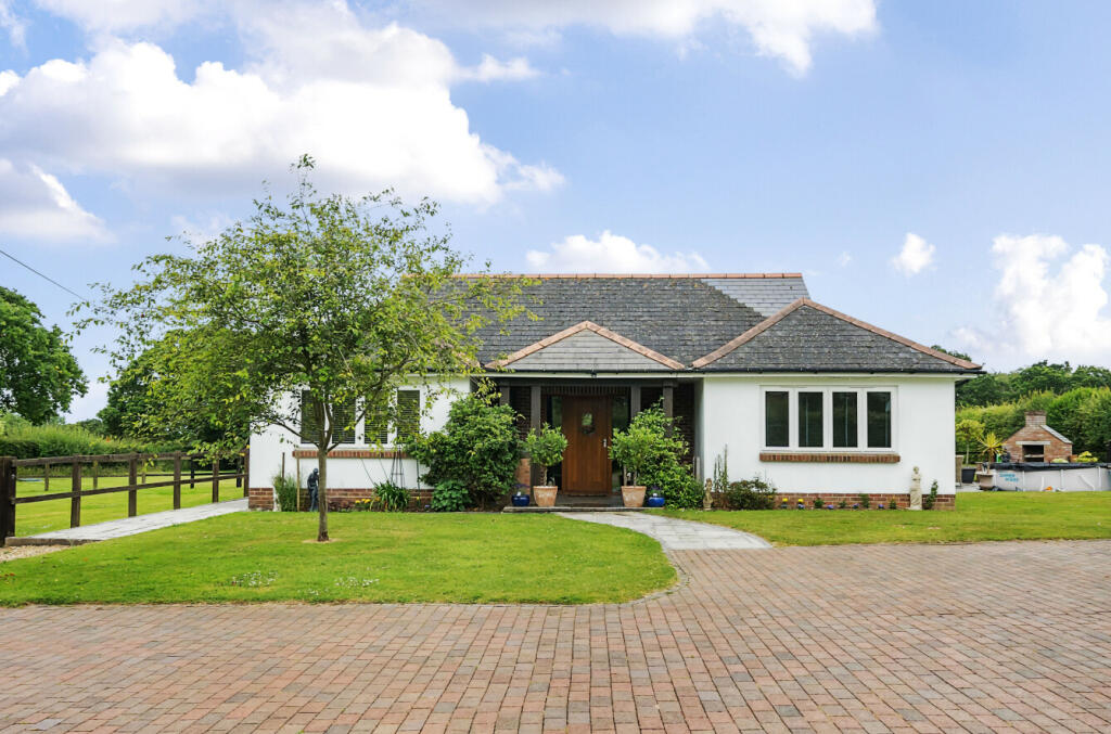 Additional image 19 of Tiptoe Road, New Milton, BH25