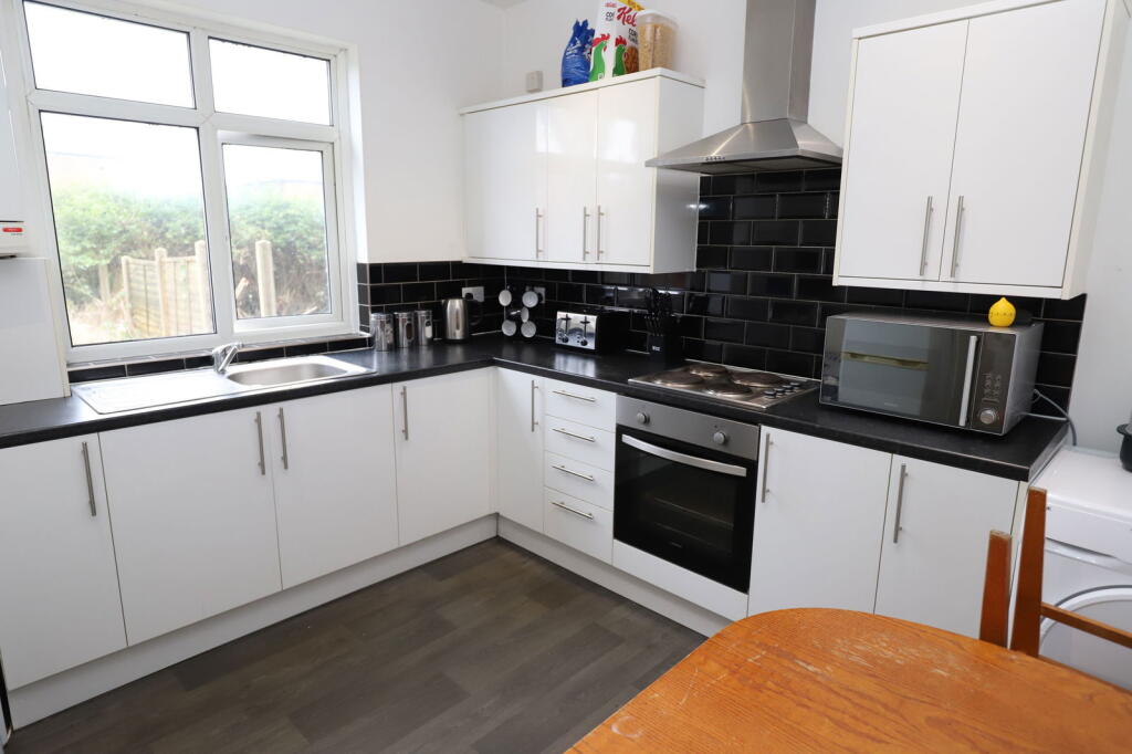 Additional image 4 of Ivy Road, Bury, BL8 2PW