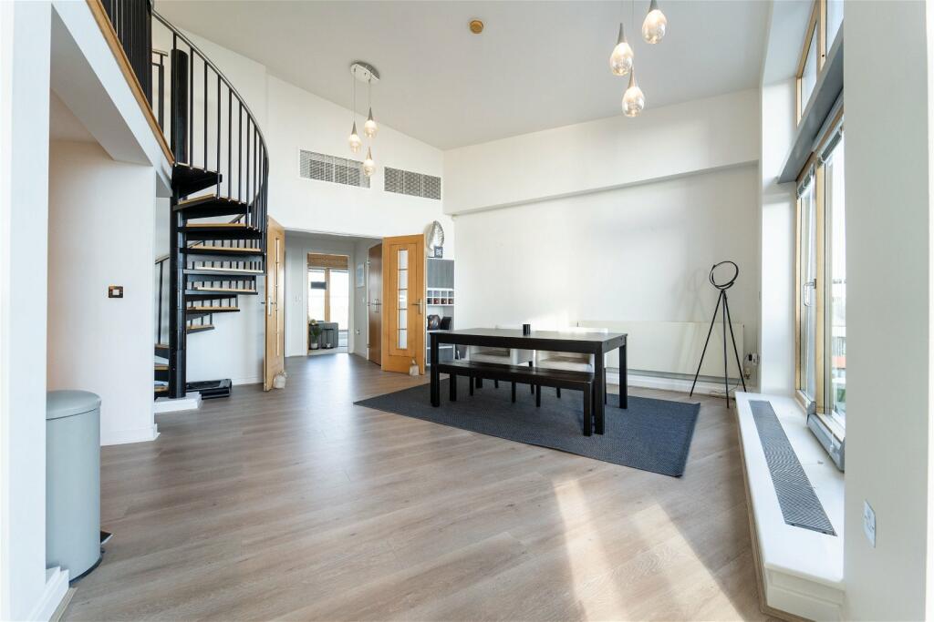 Additional image 8 of Richmond Gate, Richmond Hill Drive, Bournemouth, BH2 6LT