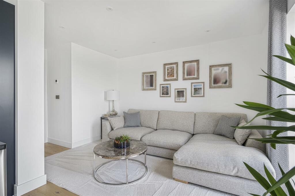 Additional image 8 of Claremont Road, Seaford