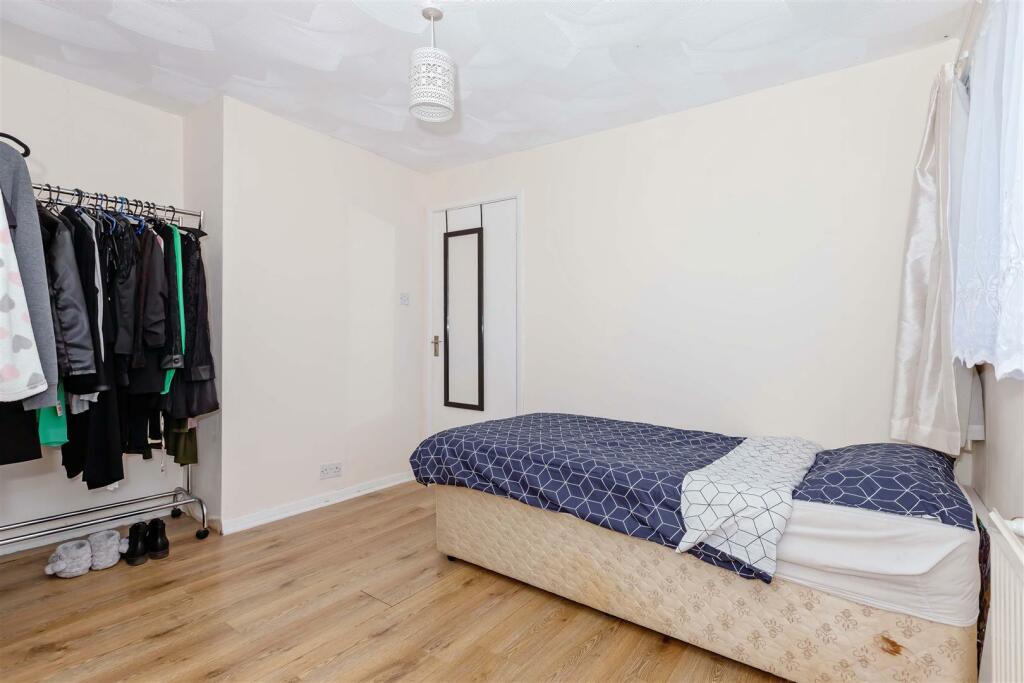 Additional image 12 of Meadow Road, Worthing