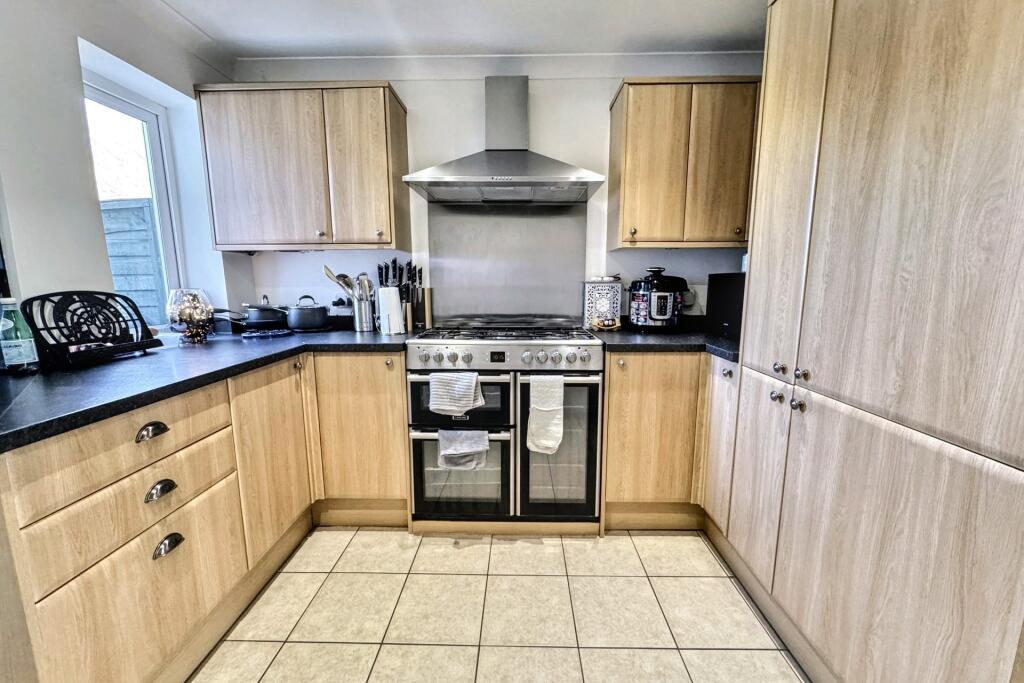 Additional image 4 of Ferndown