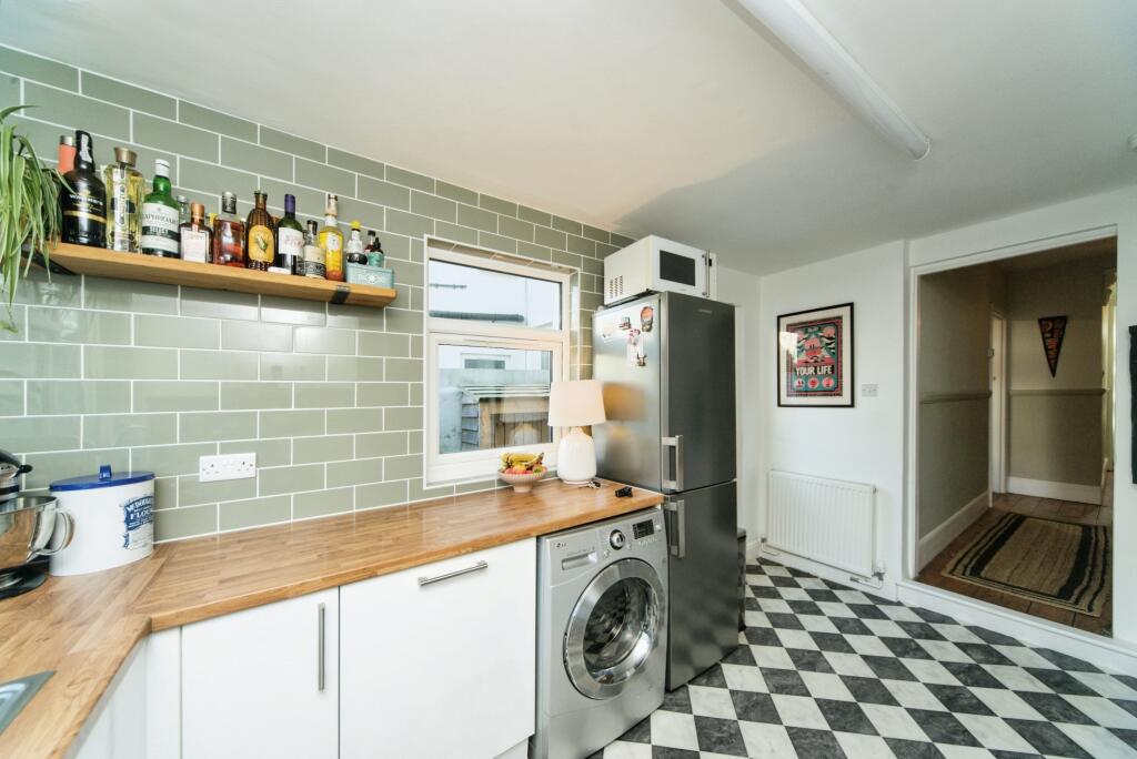 Additional image 7 of Latimer Road, Eastbourne, East Sussex, BN22