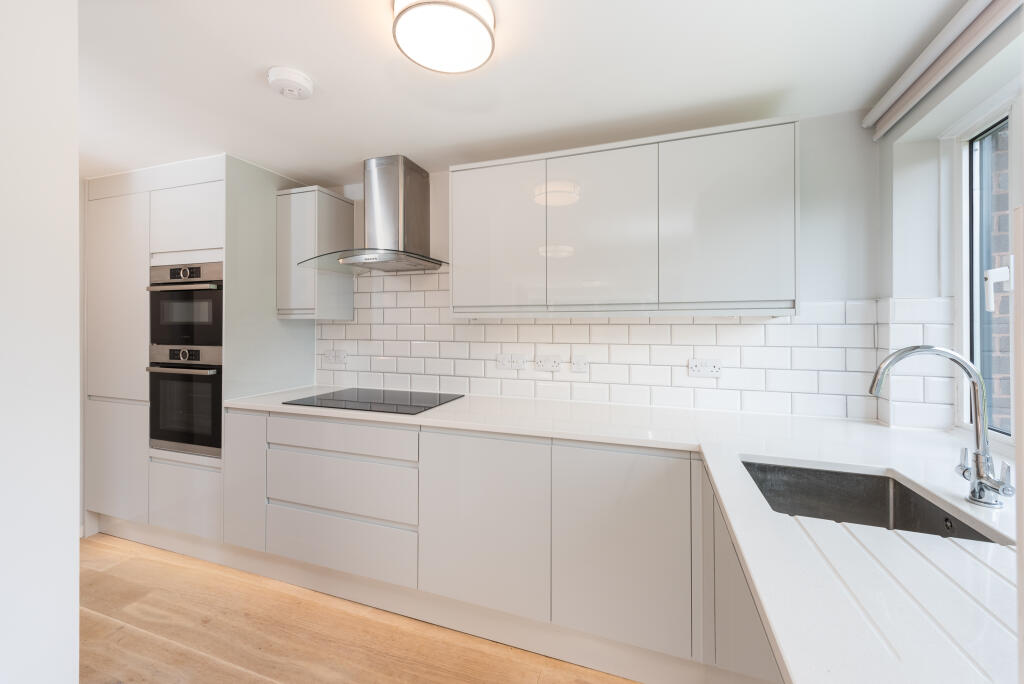 Additional image 4 of Eaton Manor, The Drive, East Sussex