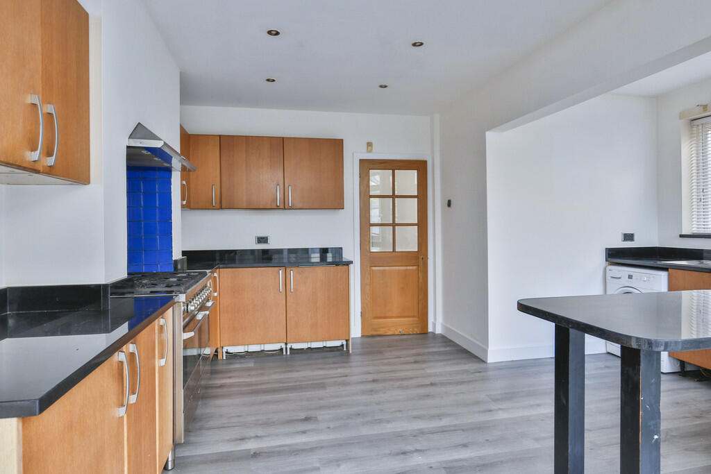 Additional image 8 of Warnford Road, Bournemouth