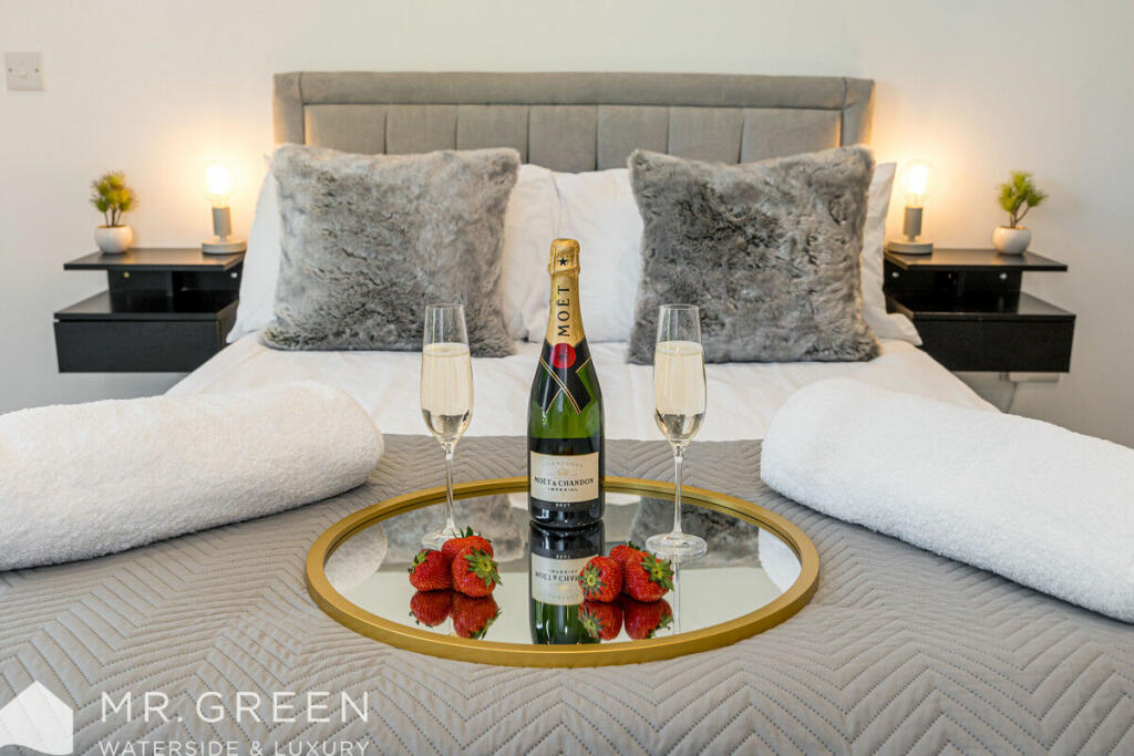 Additional image 19 of Carbery Avenue, Southbourne, Bournemouth, BH6 3LE