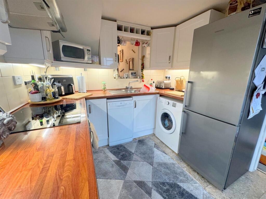 Additional image 8 of Aylesbury Avenue, Eastbourne