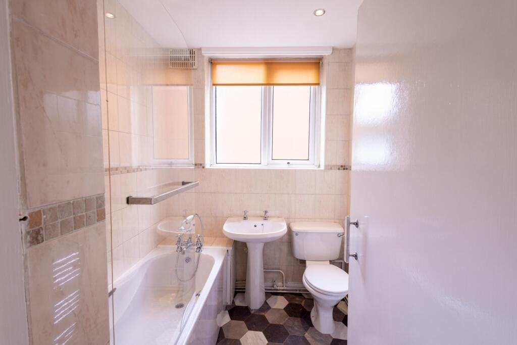 Additional image 7 of Kilroyd Drive, Cleckheaton