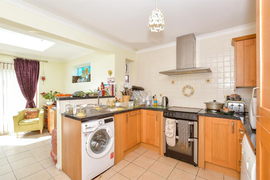 Additional image 5 of Hearnfield Road, Littlehampton, West Sussex
