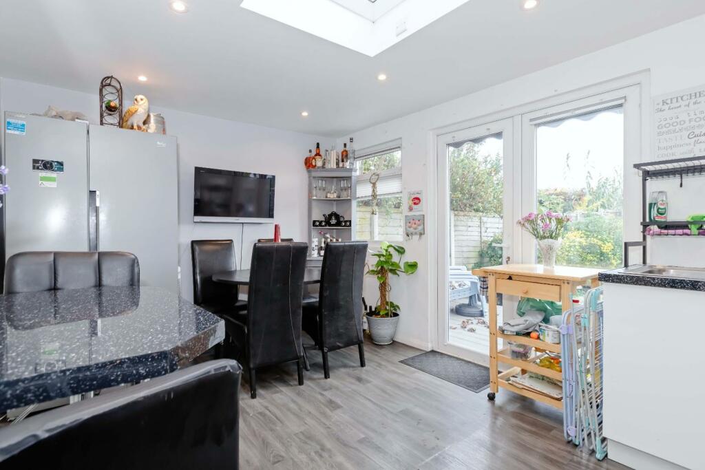 Additional image 17 of Freshbrook Road, Lancing
