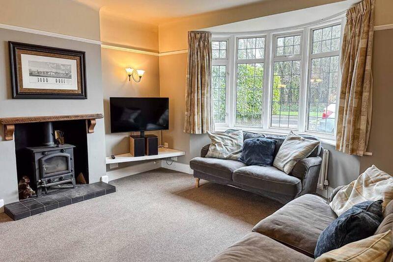 Additional image 25 of New Road, West Parley - Short Term let - £2500pcm