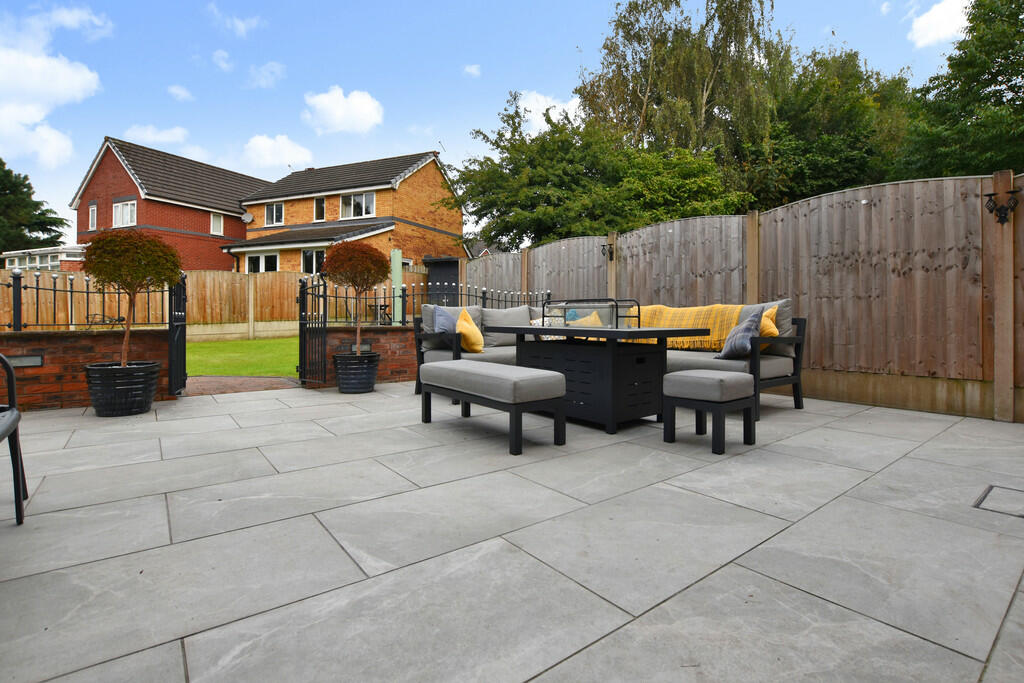 Additional image 35 of Laurel Avenue, Bolton