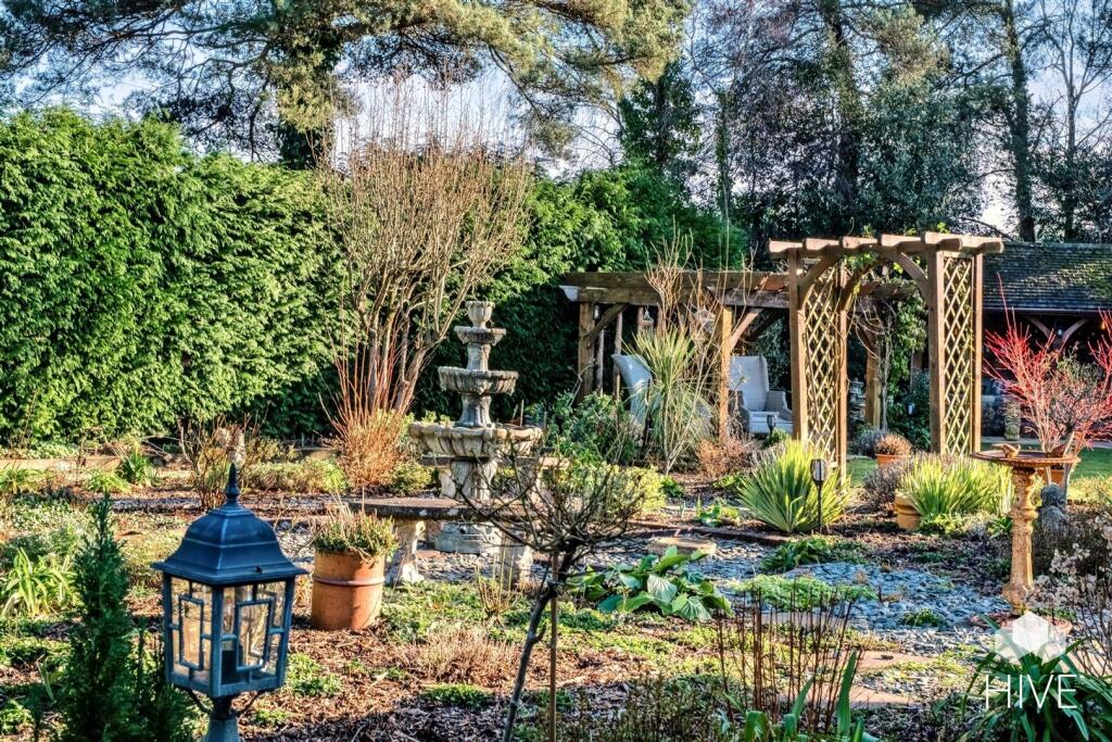 Additional image 35 of Lone Pine Drive, West Parley