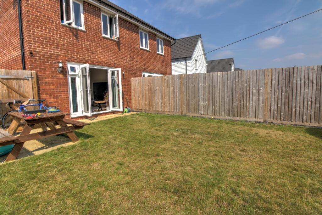 Additional image 18 of Holmwood Way, Littlehampton, BN16