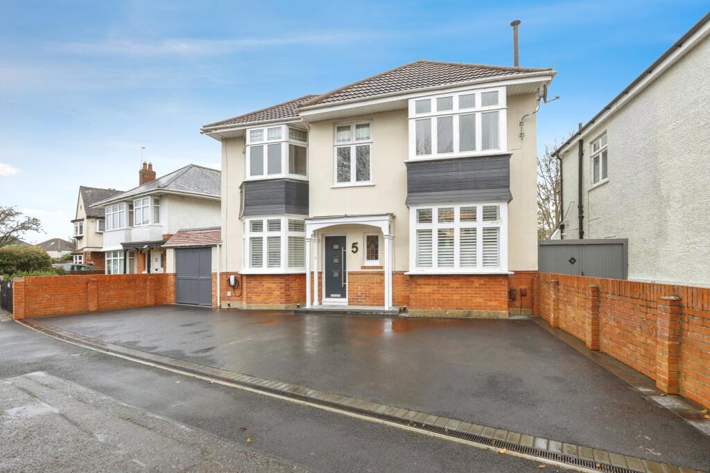 Redhill Crescent, MOORDOWN, Bournemouth, Dorset, BH9