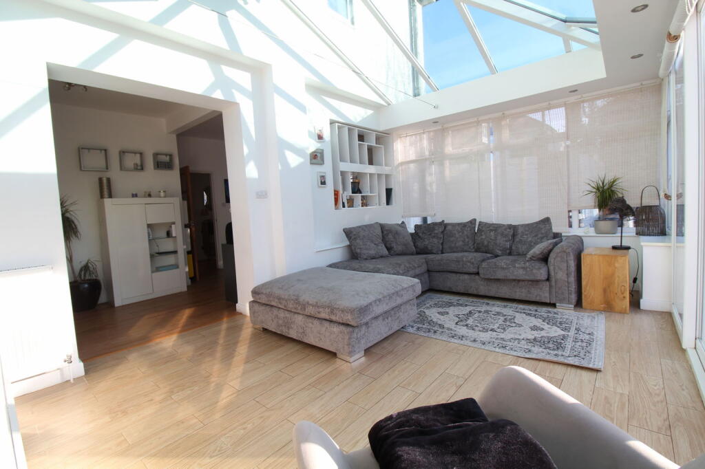 Additional image 13 of Queens Park, Bournemouth, BH8 9NP