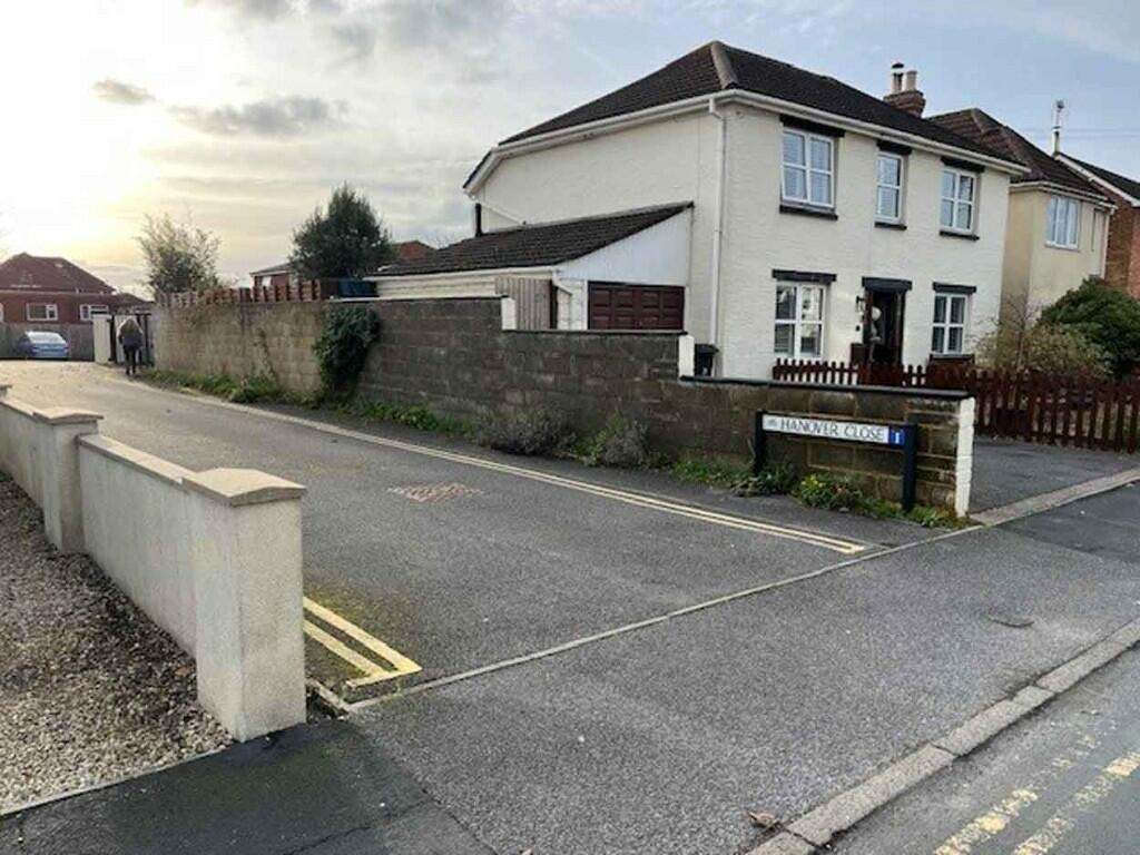 Additional image 2 of 5 Hanover Close, Christchurch, Dorset, BH23