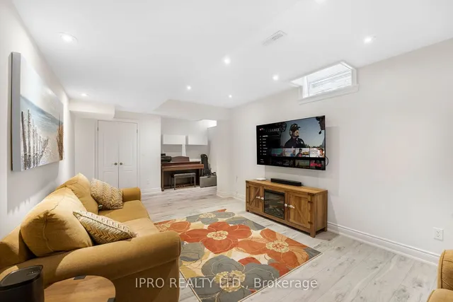 Additional image 33 of 315 Malboeuf Crt