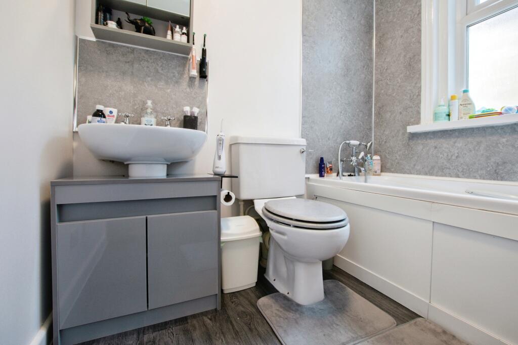 Additional image 9 of Holdenhurst Road, Bournemouth, Dorset, BH8