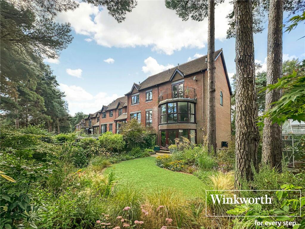 Additional image 21 of Evening Glade, Ferndown, Dorset, BH22