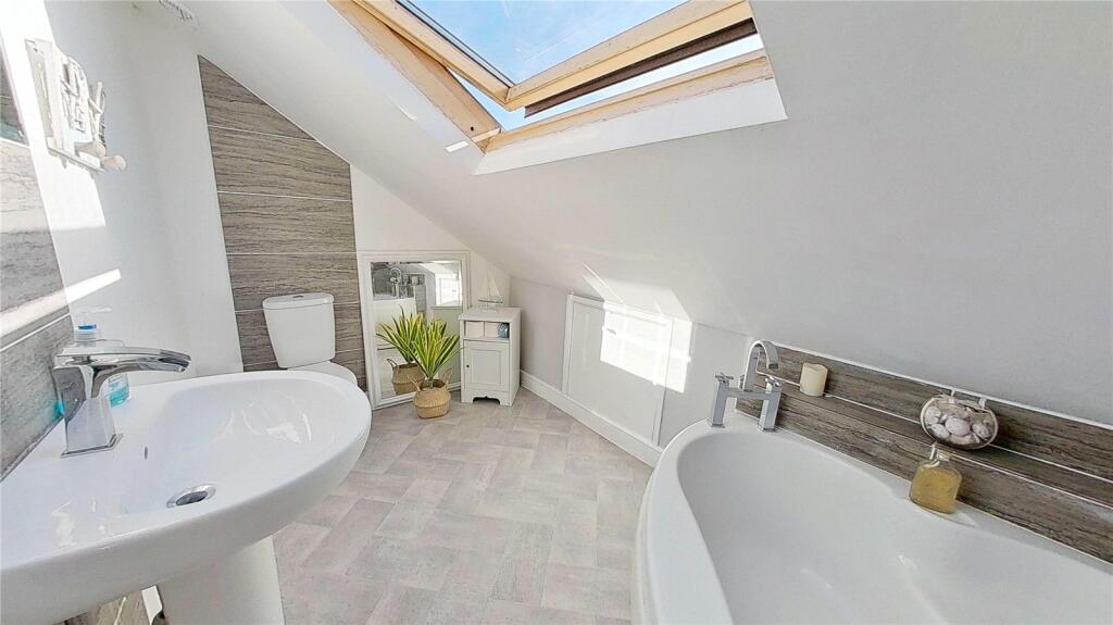 Additional image 15 of Gordon Road, Lancing, West Sussex, BN15