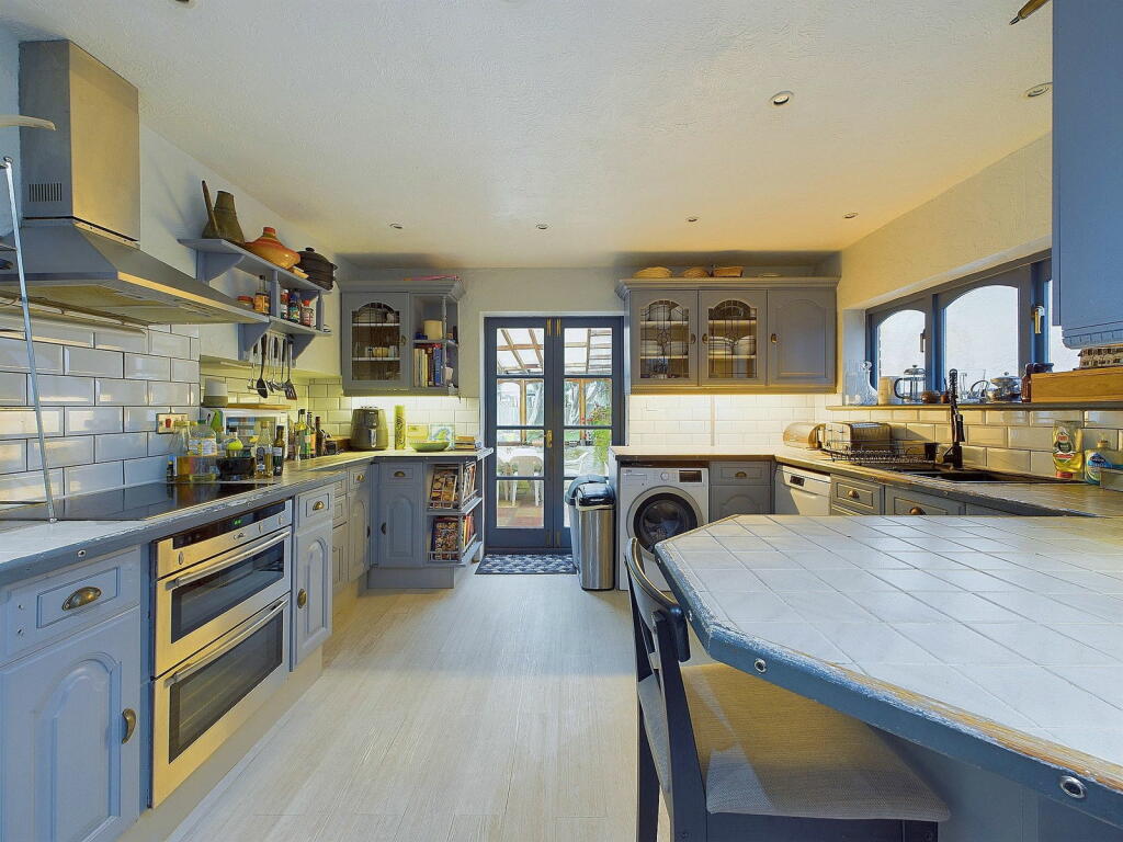 Additional image 8 of Kingsway, Hove, BN3 4PD