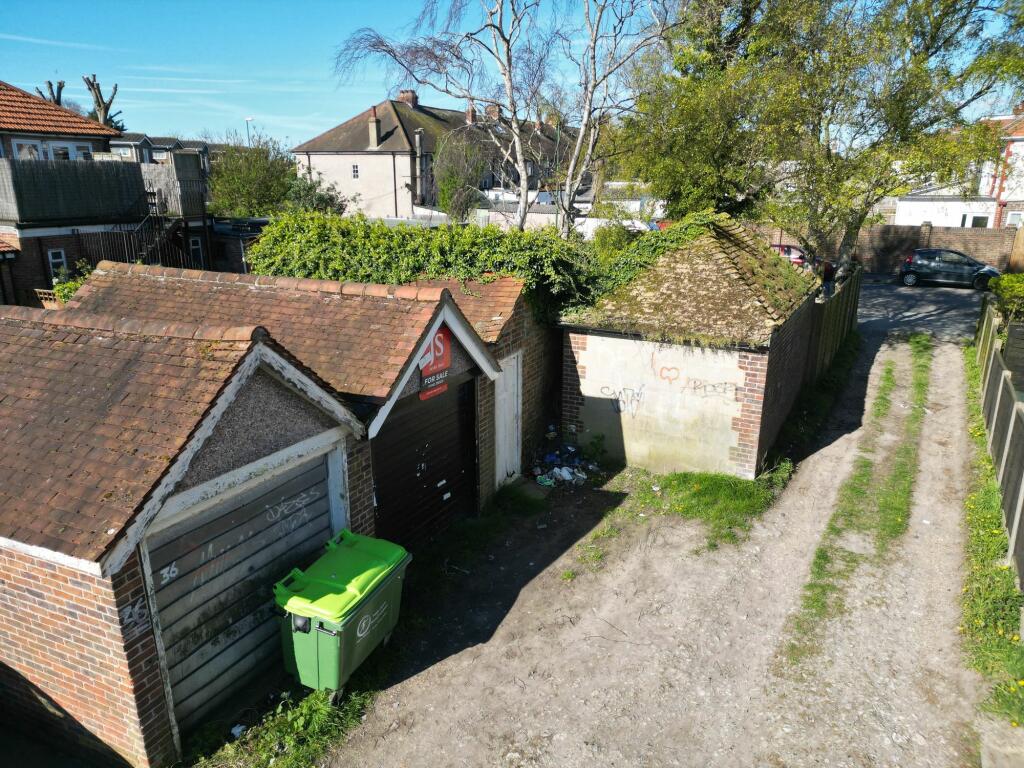 Additional image 4 of Crabtree Lane, Lancing, BN15