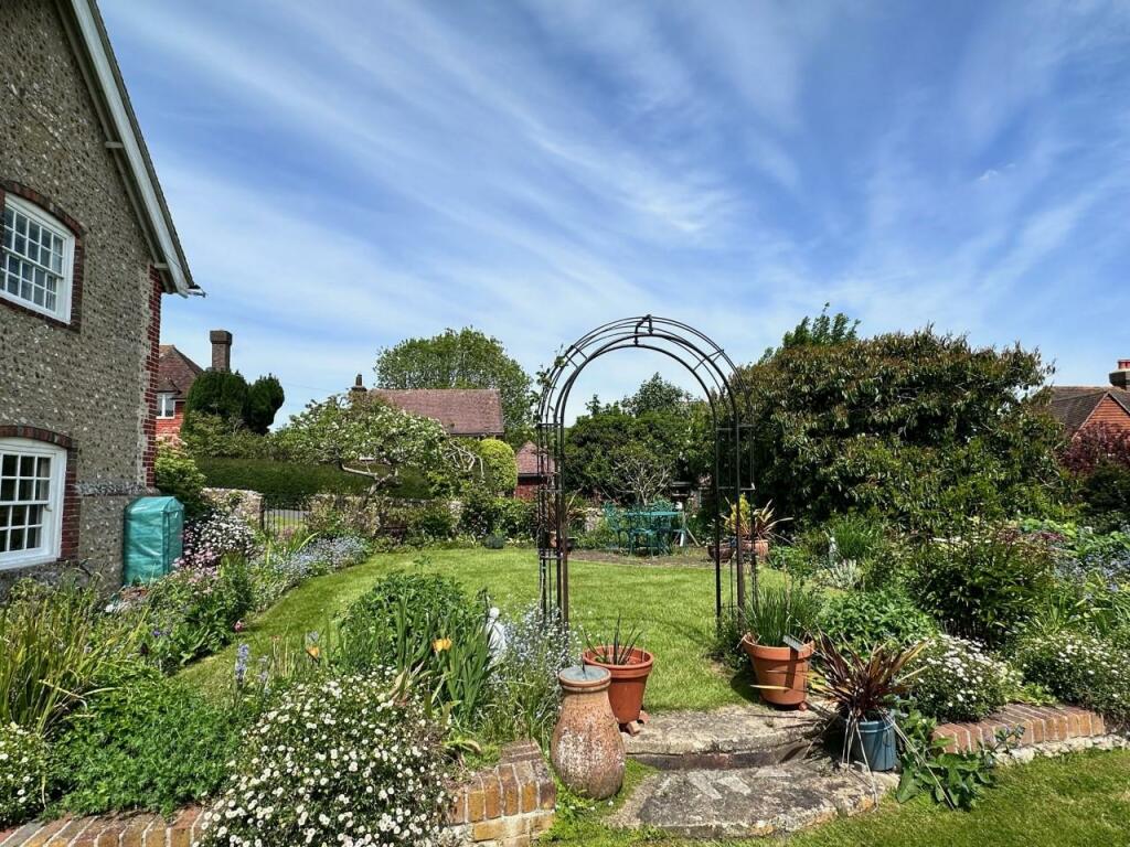 Additional image 32 of Manor Way, Ratton, Eastbourne