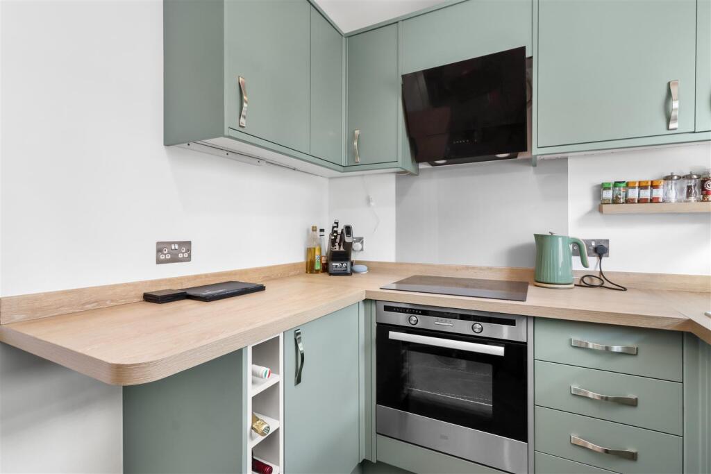 Additional image 11 of 1 Marine Road, Eastbourne