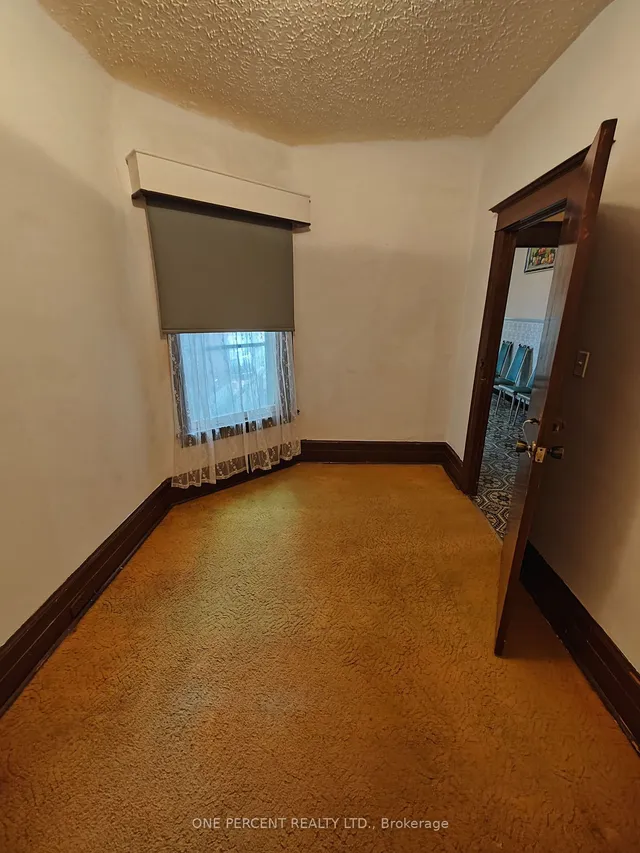 Additional image 14 of 33 Grove Ave