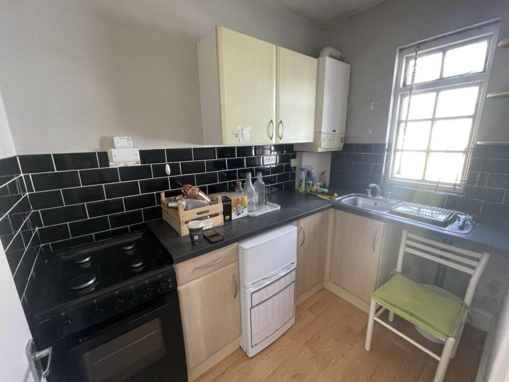 Additional image 8 of Ewart Street, Brighton,