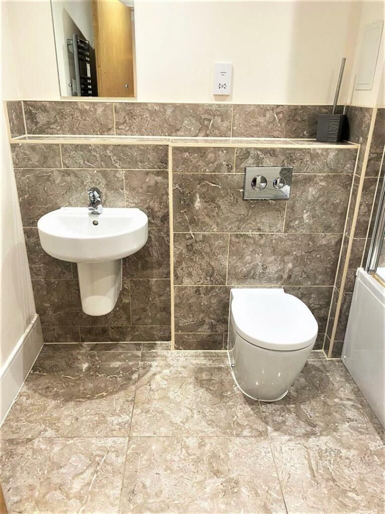 Additional image 9 of The Summit, Upper Terrace Road