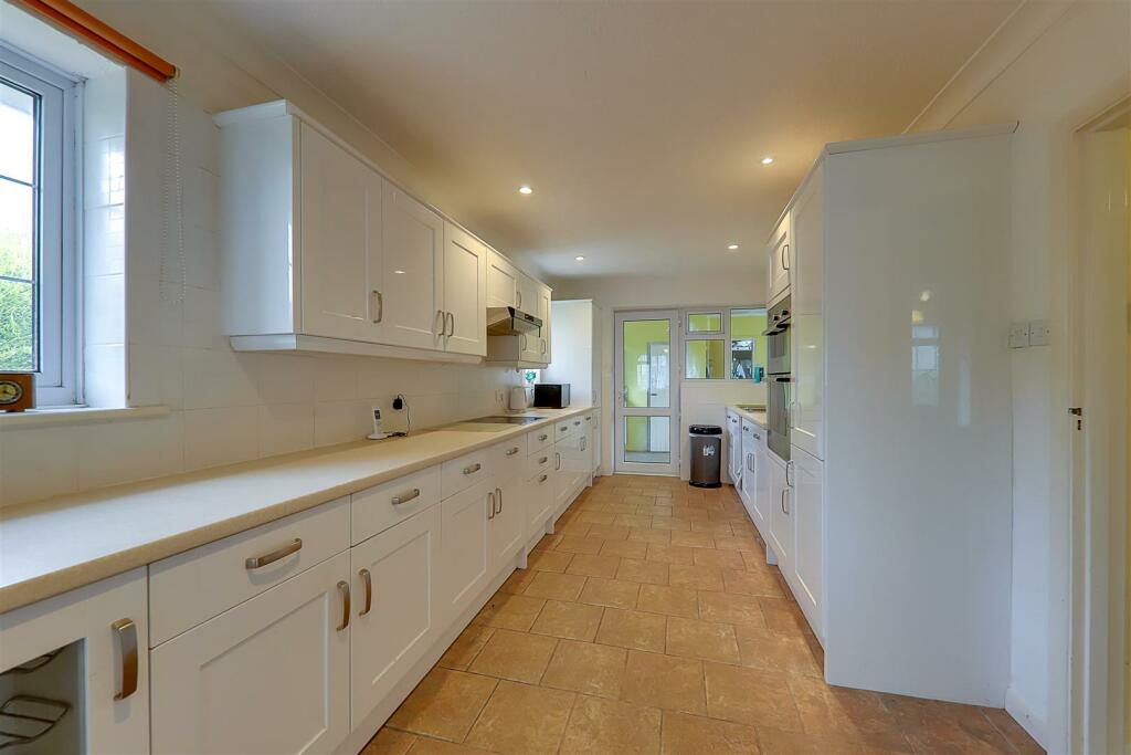 Additional image 24 of Alinora Crescent, Goring-By-Sea, Worthing