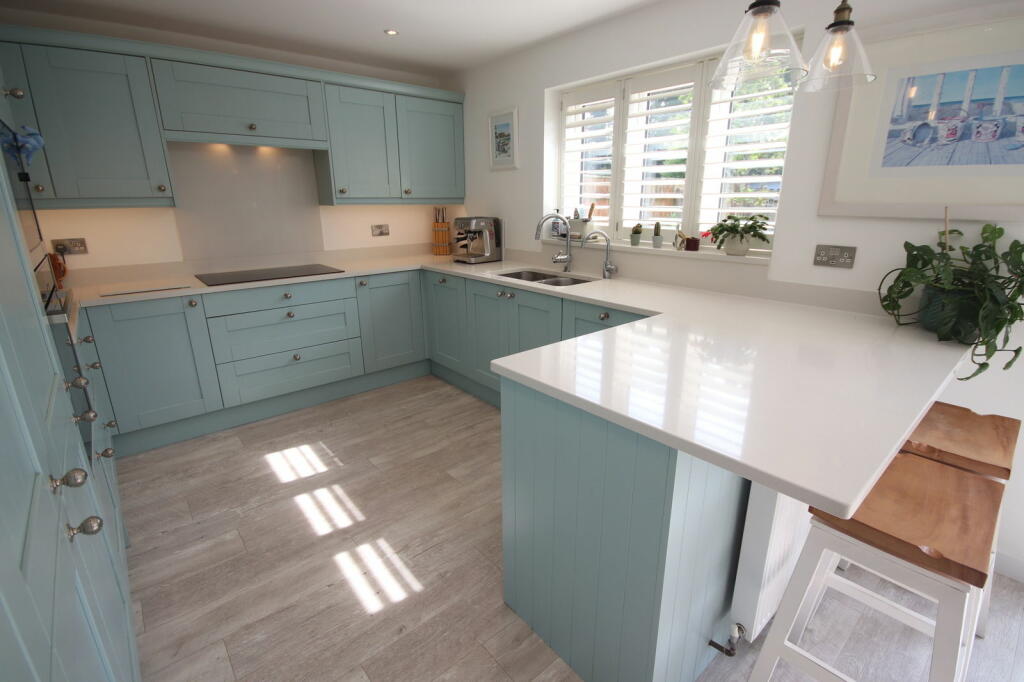 Additional image 16 of River Way,Christchurch,BH23 2QJ