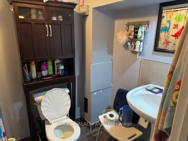 Additional image 17 of 26 Sixteenth St