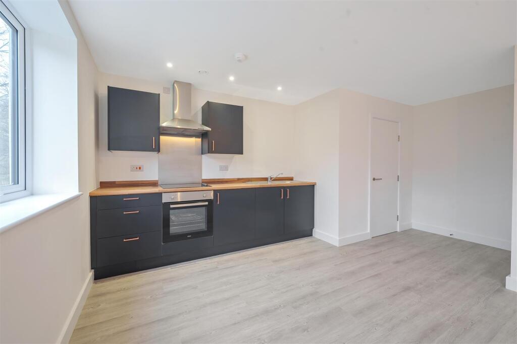 Additional image 4 of Bingley Road, Bradford