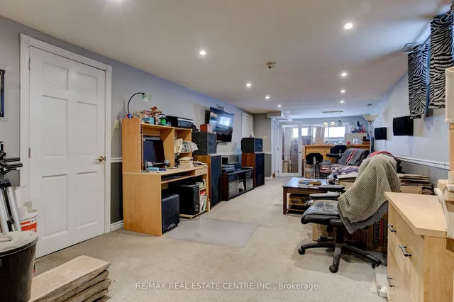 Additional image 18 of 74 Elm Ridge Dr