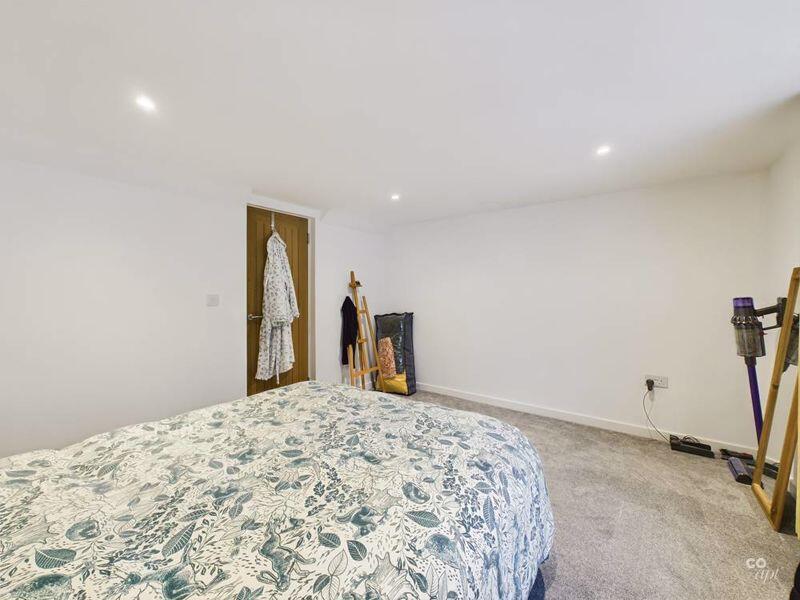 Additional image 14 of Cross Street, Hove